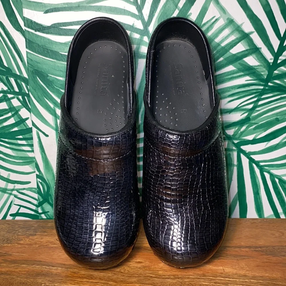 Sanita Black Croc Embossed Patent Leather Professional Clogs Women’s 38 7-7.5 - Picture 8 of 9